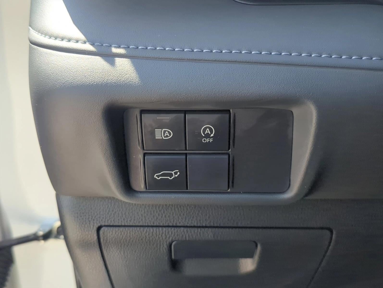 2023 Toyota Highlander XLE FWD (Natl)