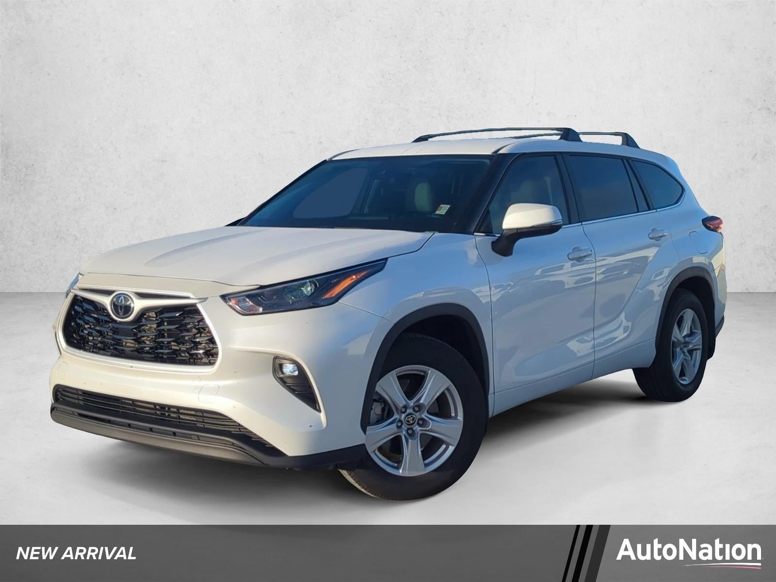 2025 Toyota Highlander LE