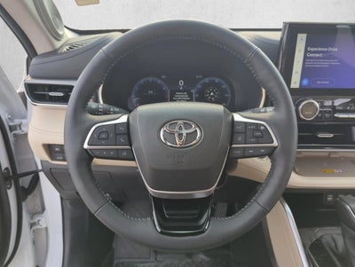 2024 Toyota Highlander Platinum FWD (Natl)