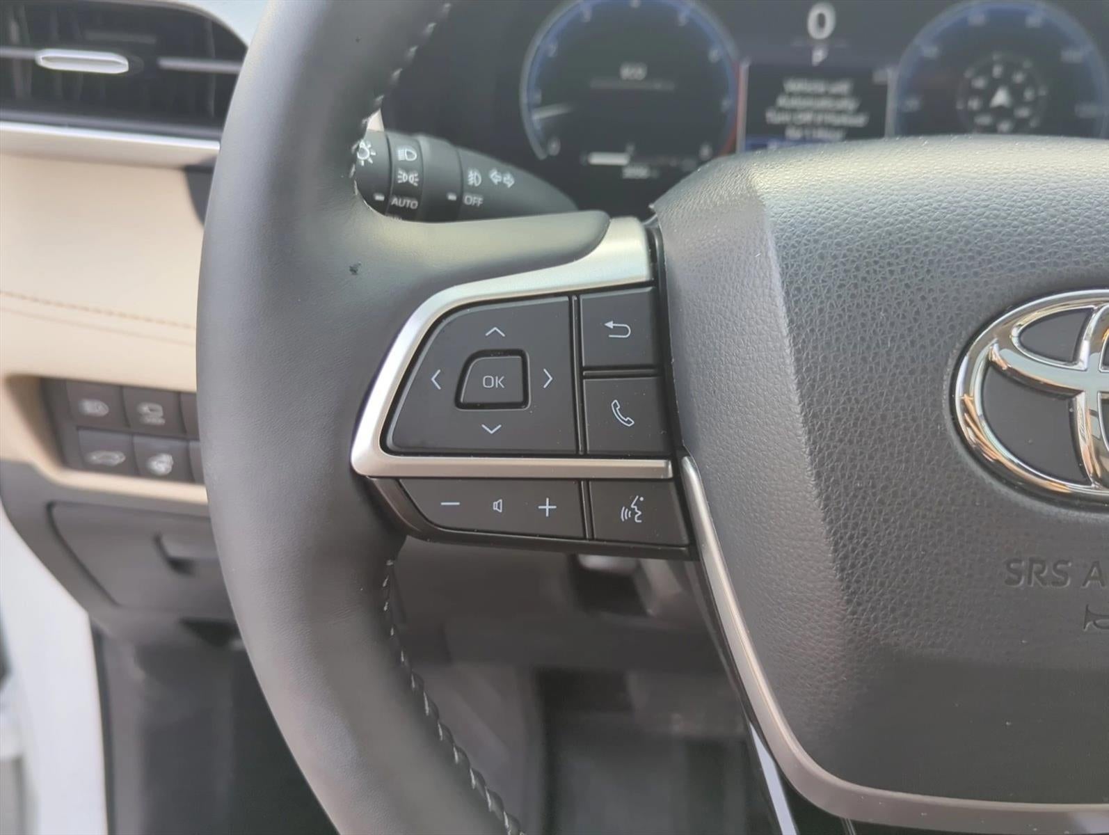 2024 Toyota Highlander Platinum FWD (Natl)