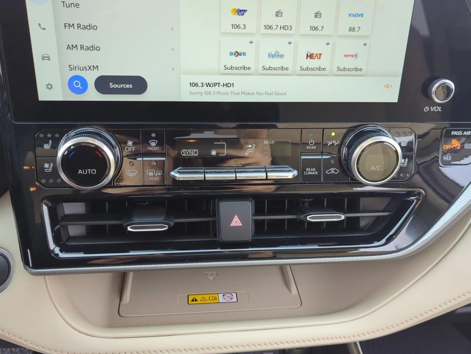 2024 Toyota Highlander Platinum FWD (Natl)