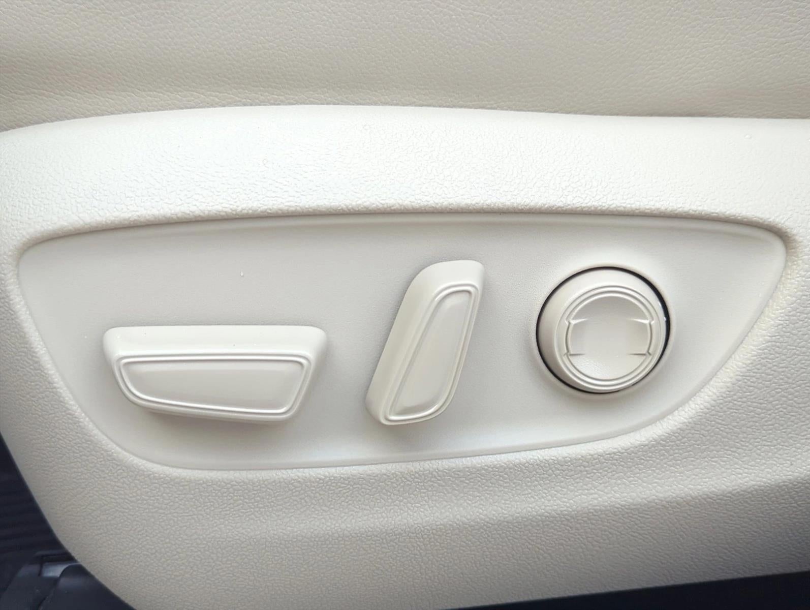 2024 Toyota Highlander Platinum FWD (Natl)