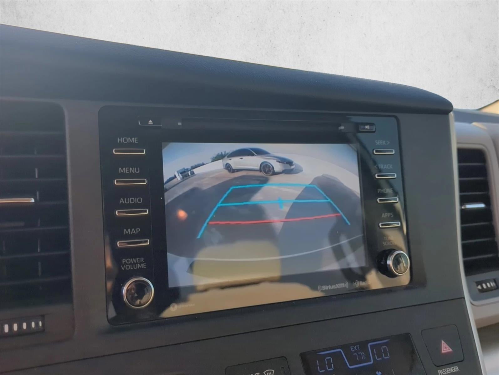2020 Toyota Sienna LE FWD 8-Passenger (Natl)