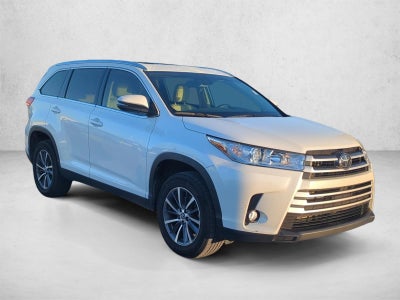 2019 Toyota Highlander XLE V6 FWD (Natl)