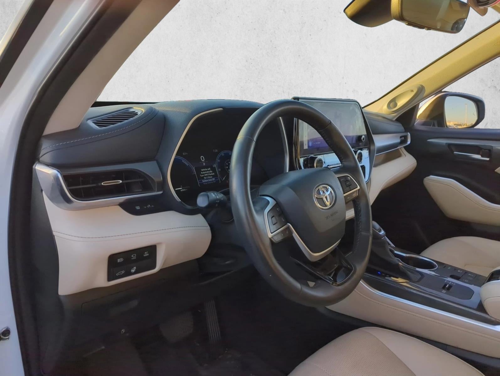 2024 Toyota Highlander Hybrid Limited AWD (Natl)