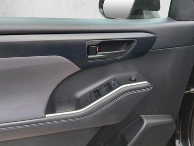 2021 Toyota Highlander LE FWD (GS)