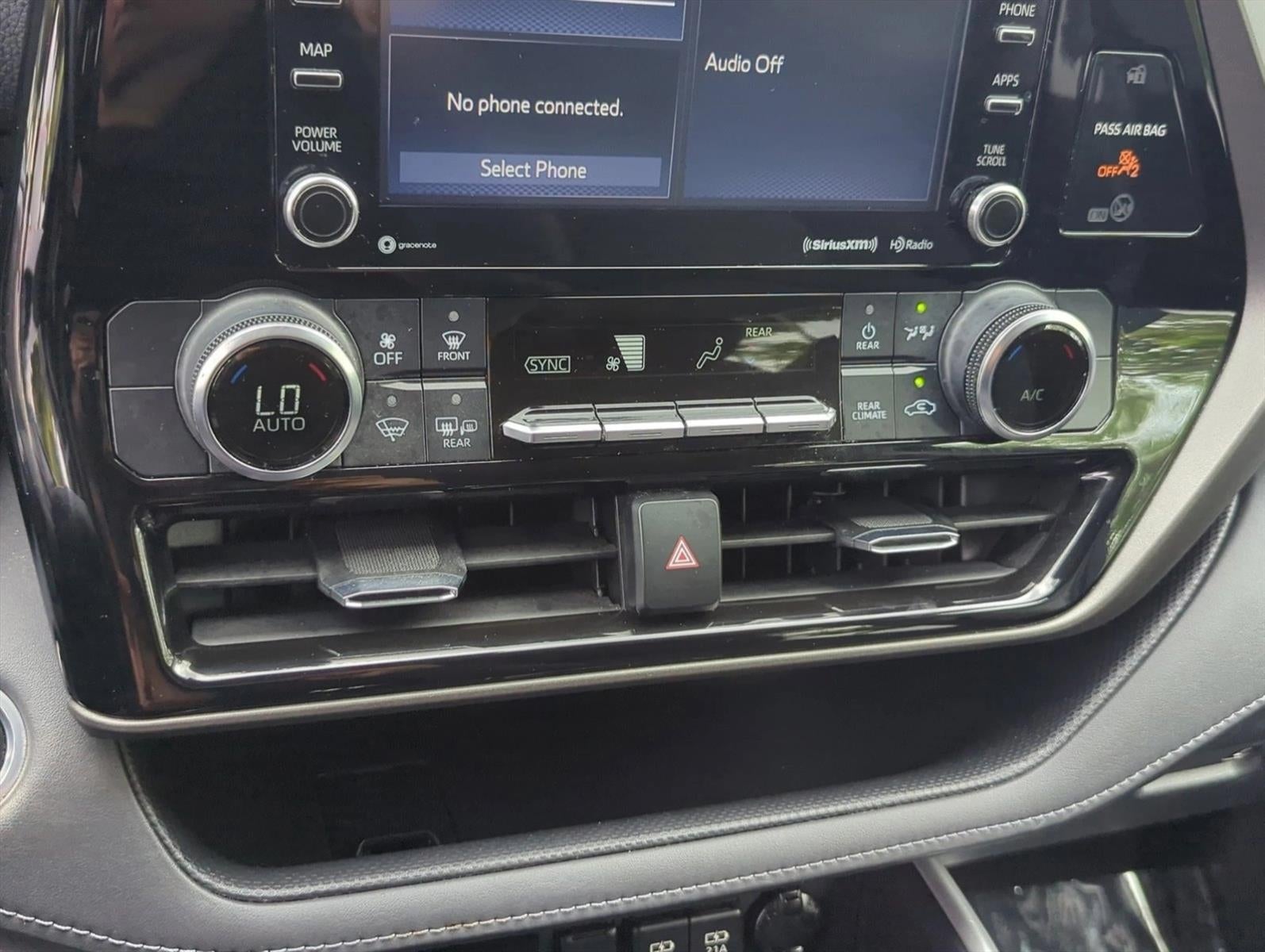 2021 Toyota Highlander LE FWD (GS)