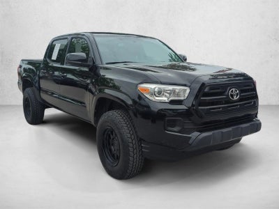 2017 Toyota Tacoma SR Double Cab 5' Bed I4 4x2 AT (GS)