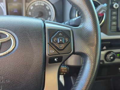 2017 Toyota Tacoma SR5 Double Cab 5' Bed V6 4x2 AT (GS)
