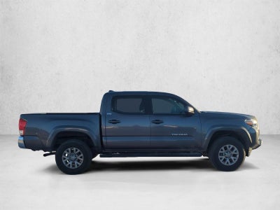 2017 Toyota Tacoma SR5 Double Cab 5' Bed V6 4x2 AT (GS)