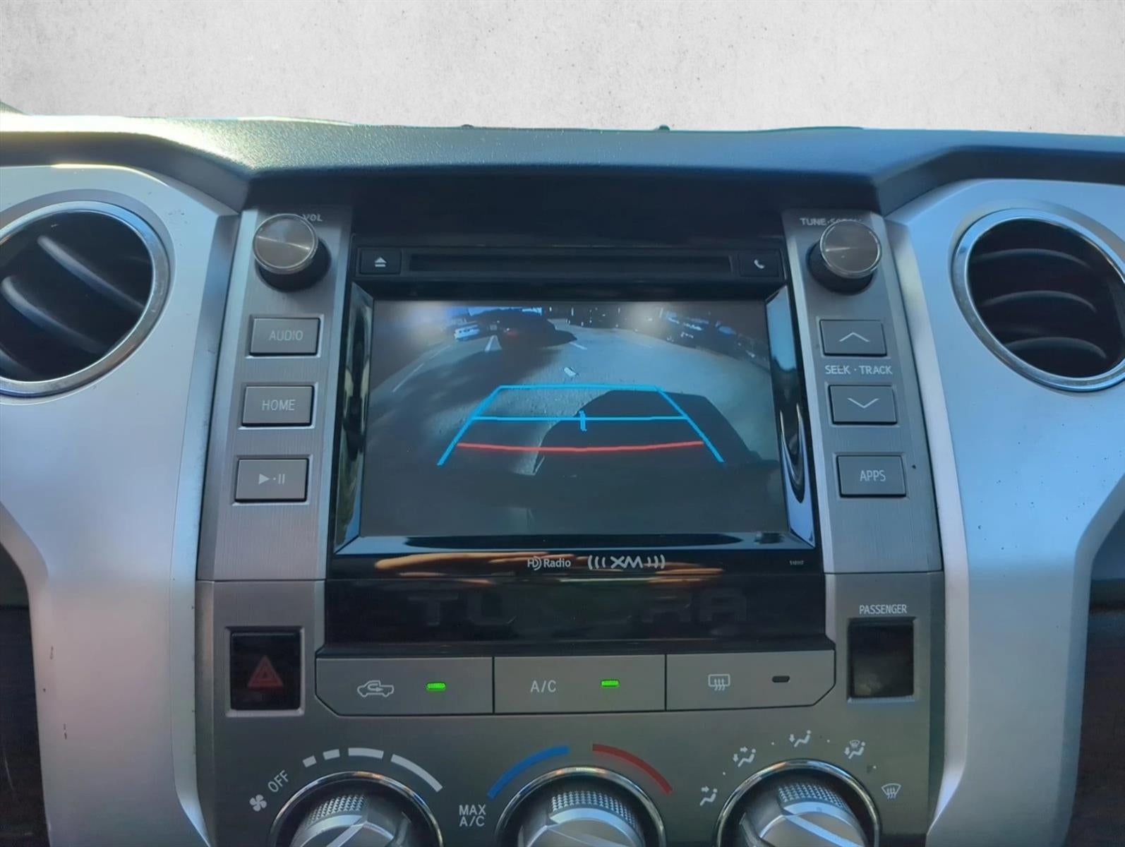 2016 Toyota Tundra 2WD Truck 2WD CrewMax Short Bed 5.7L FFV SR5 (SE)