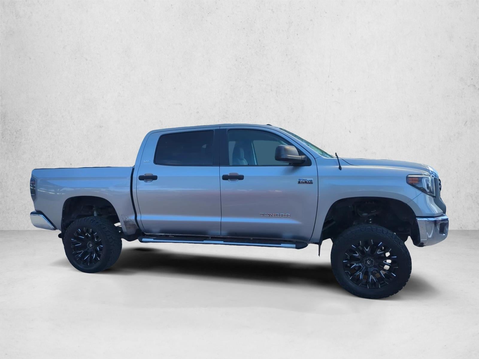 2016 Toyota Tundra 2WD Truck 2WD CrewMax Short Bed 5.7L FFV SR5 (SE)