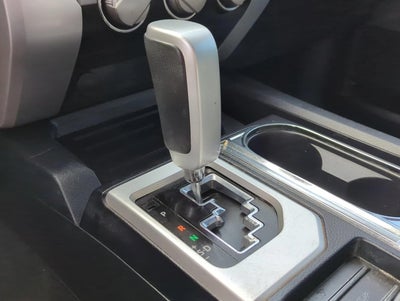 2017 Toyota Tundra 2WD 2WD SR5 CrewMax 5.5' Bed 5.7L FFV (SE)