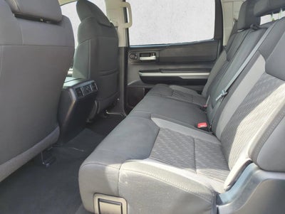 2017 Toyota Tundra 2WD 2WD SR5 CrewMax 5.5' Bed 5.7L FFV (SE)