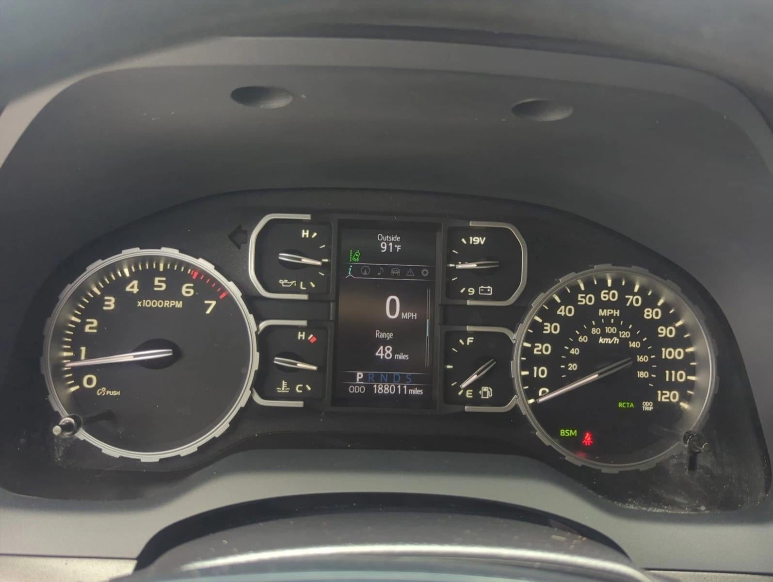 2019 Toyota Tundra 2WD 2WD SR5 CrewMax 5.5' Bed 5.7L (SE)