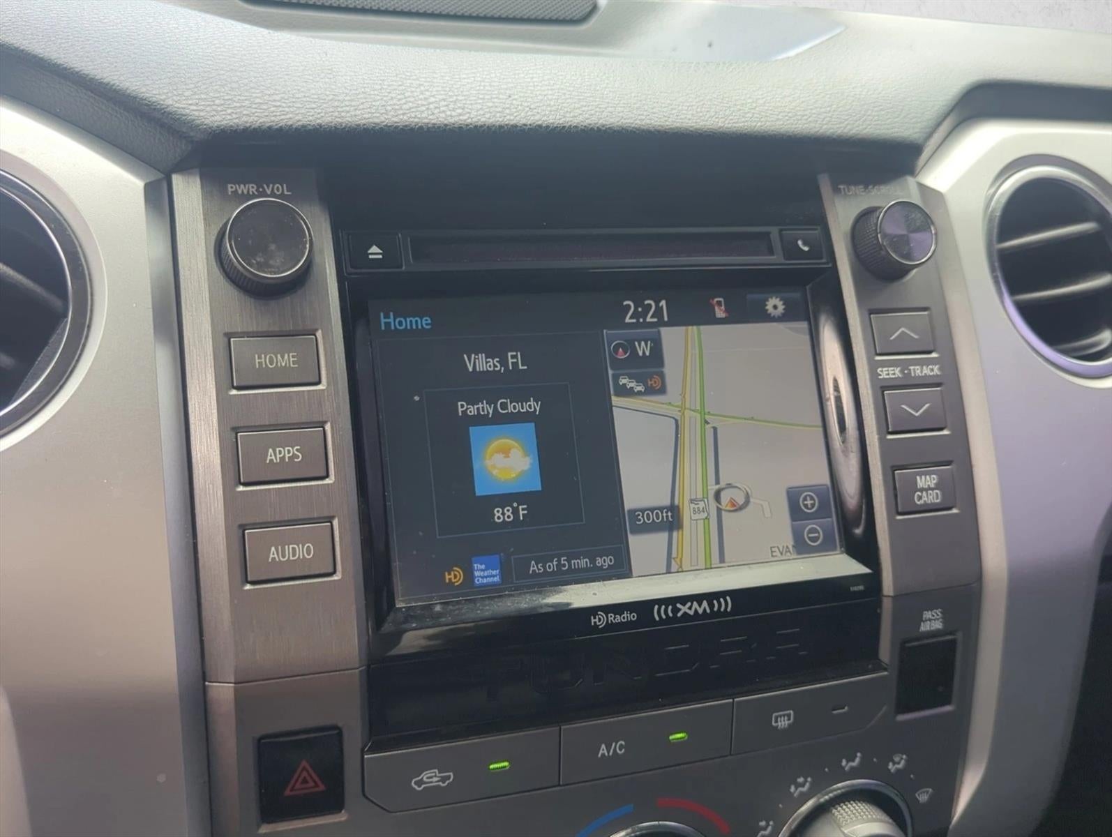 2019 Toyota Tundra 2WD 2WD SR5 CrewMax 5.5' Bed 5.7L (SE)