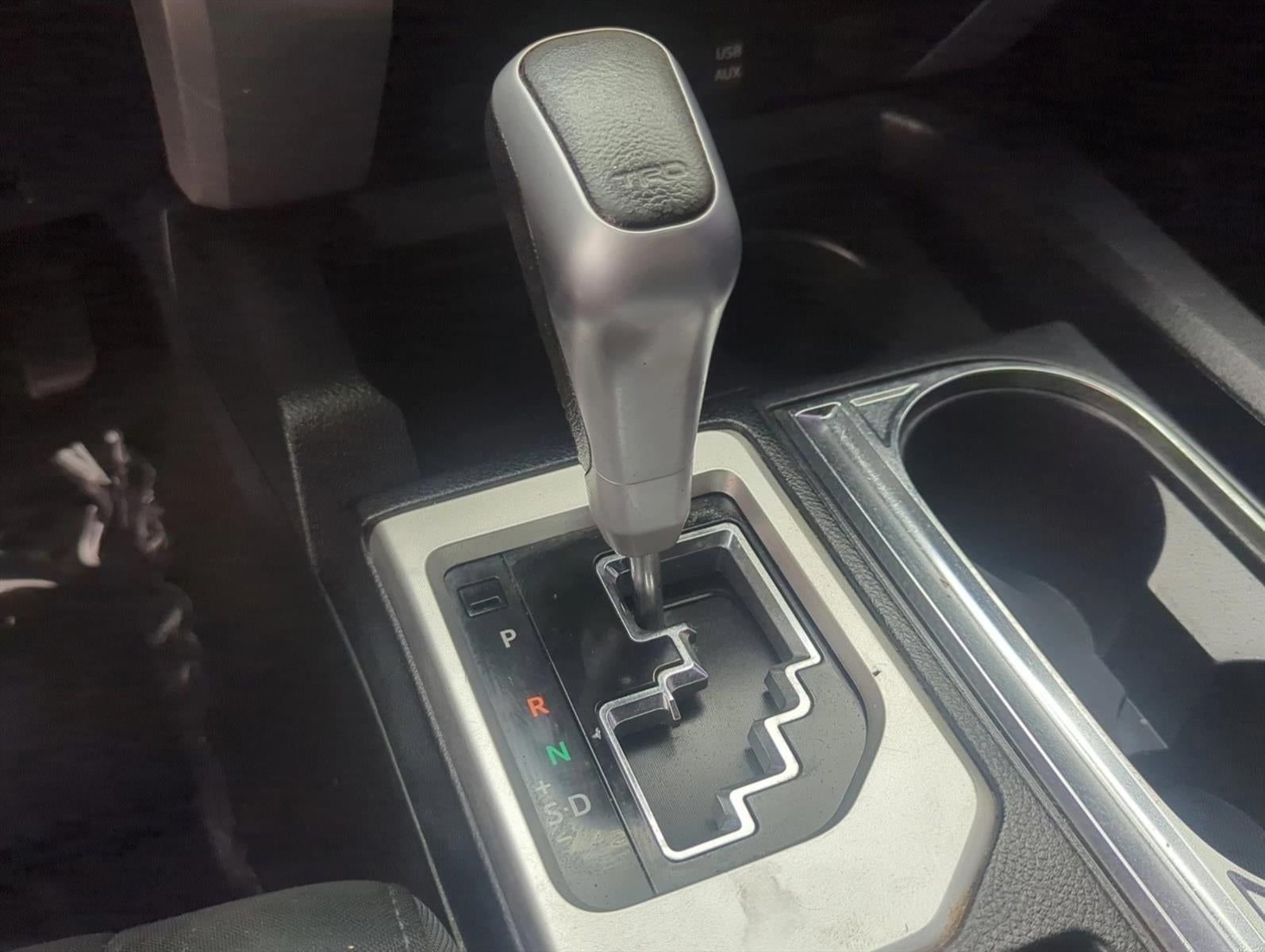 2019 Toyota Tundra 2WD 2WD SR5 CrewMax 5.5' Bed 5.7L (SE)