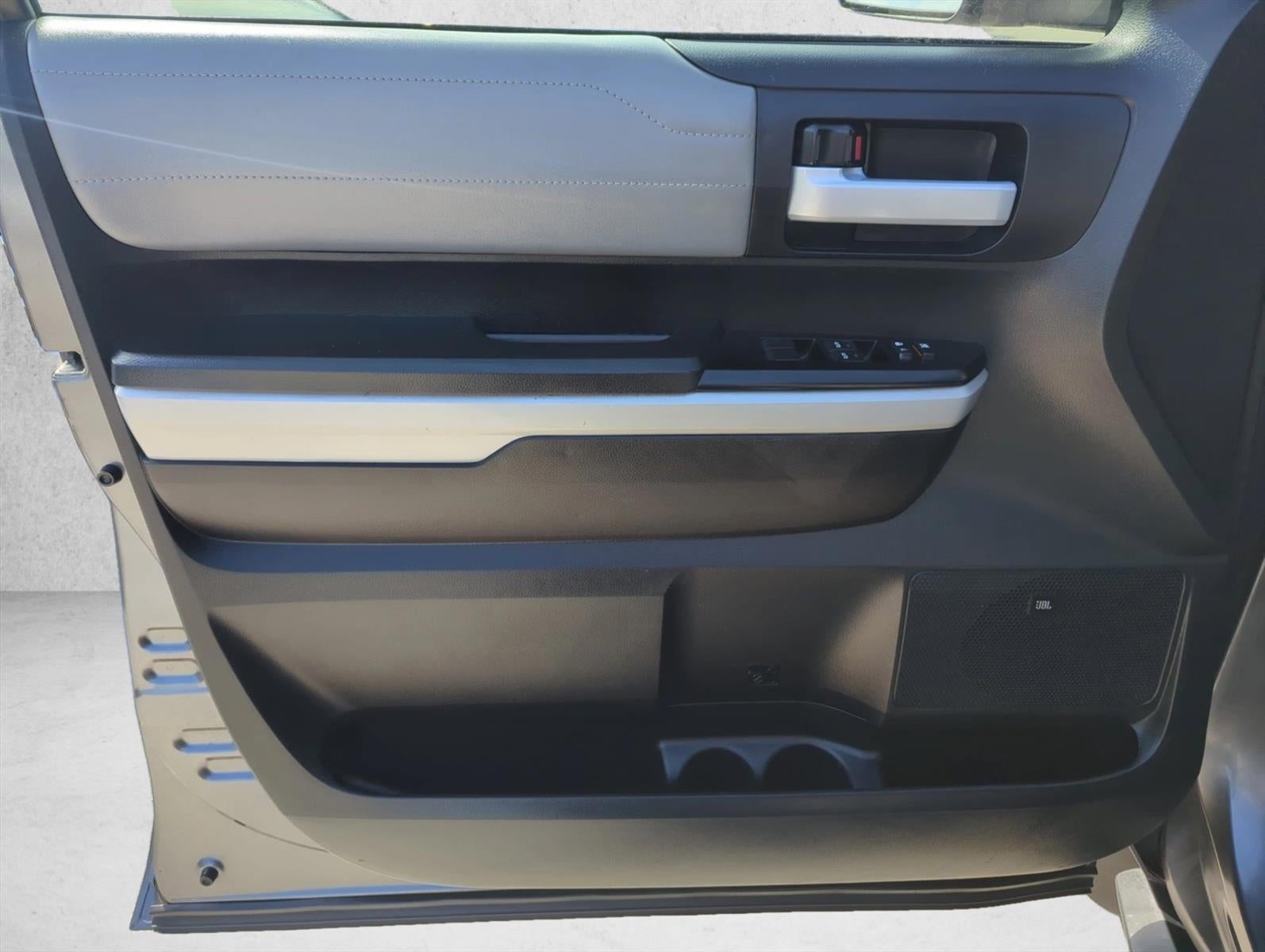 2021 Toyota Tundra 2WD 2WD Limited CrewMax 5.5' Bed 5.7L (GS)