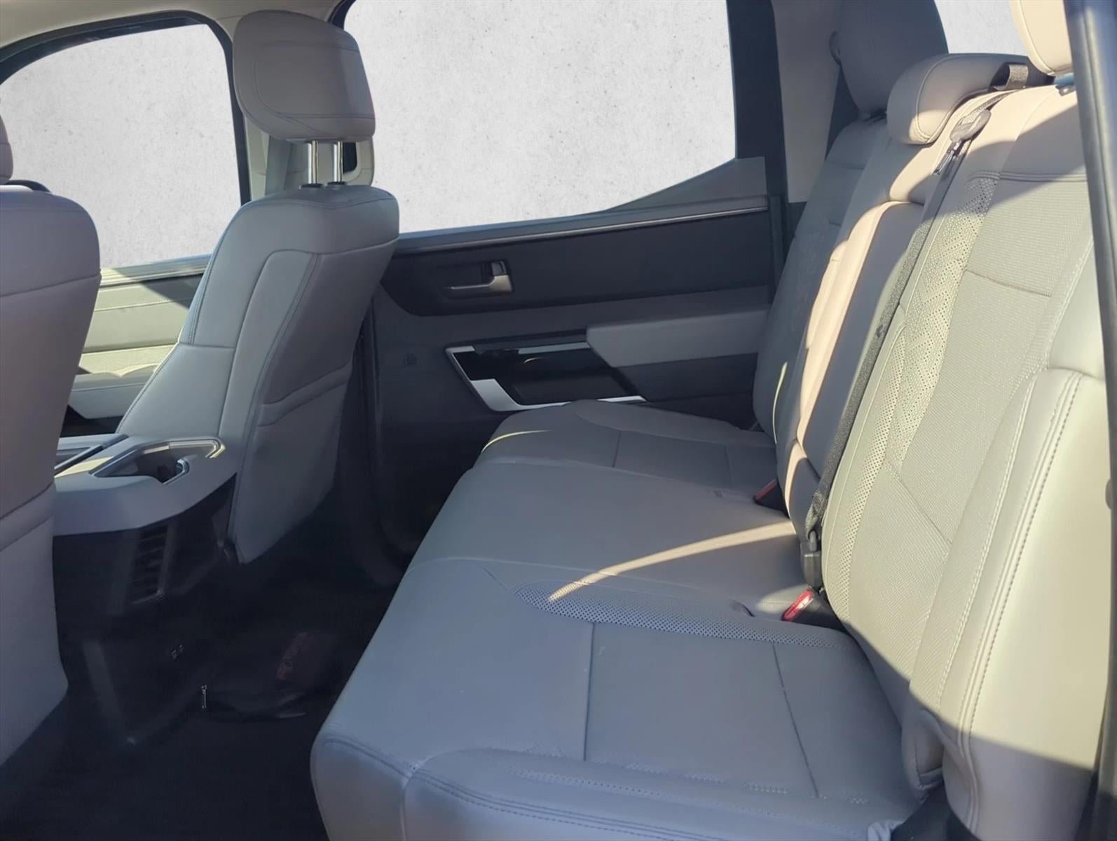 2023 Toyota Tundra 2WD 2WD Limited Hybrid CrewMax 5.5' Bed (Natl)