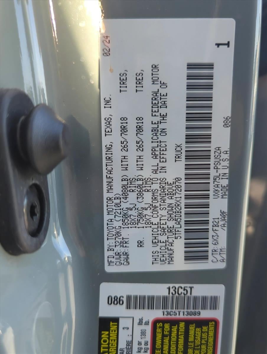 2024 Toyota Tundra 4WD 4WD SR5 CrewMax 5.5' Bed (SE)