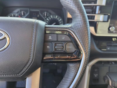 2023 Toyota Tundra 4WD 4WD SR5 CrewMax 5.5' Bed (SE)