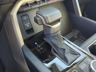 2023 Toyota Tundra 4WD 4WD SR5 CrewMax 5.5' Bed (SE)