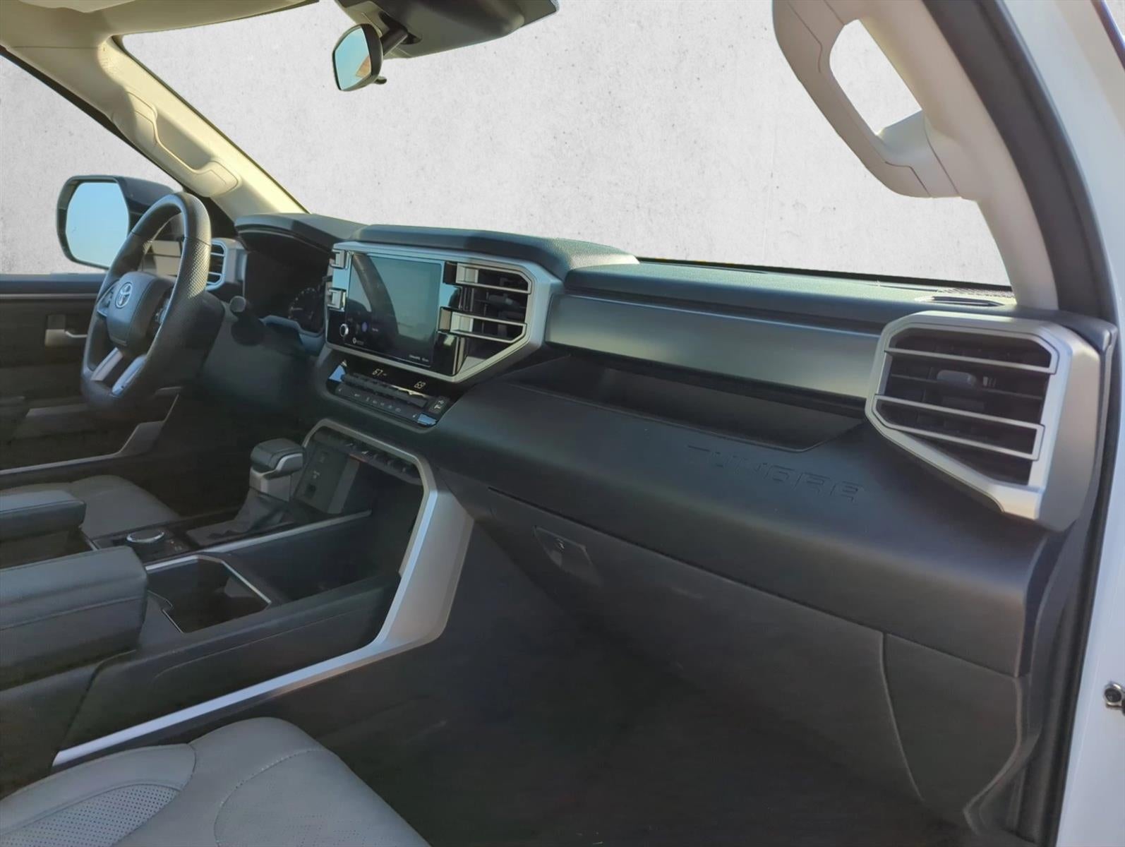 2023 Toyota Tundra 4WD 4WD SR5 CrewMax 5.5' Bed (SE)