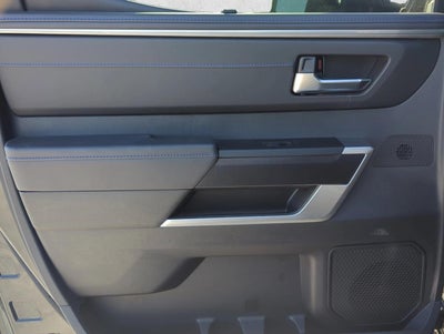 2024 Toyota Tundra 4WD 4WD Platinum CrewMax 5.5' Bed (Natl)