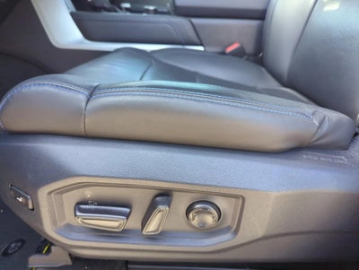 2025 Toyota Tundra 4WD 4WD Platinum CrewMax 5.5' Bed (Natl)