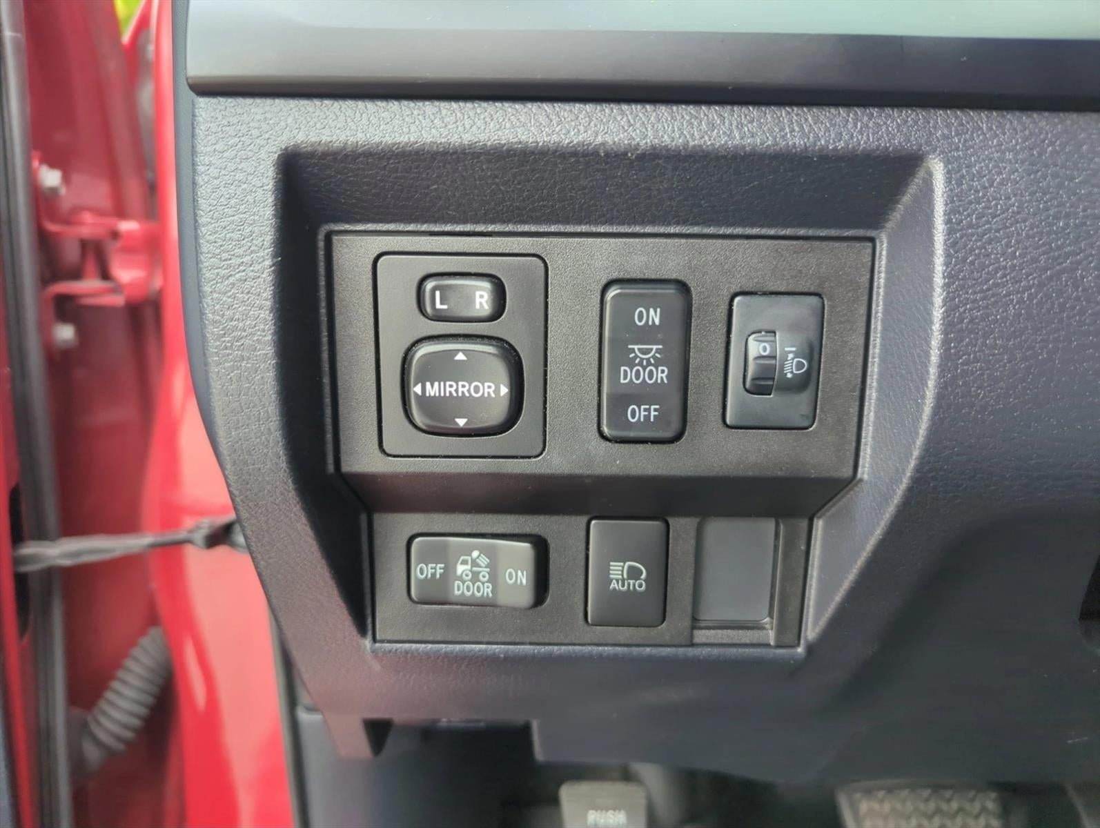 2019 Toyota Tundra 2WD 2WD SR Double Cab 6.5' Bed 4.6L (Natl)