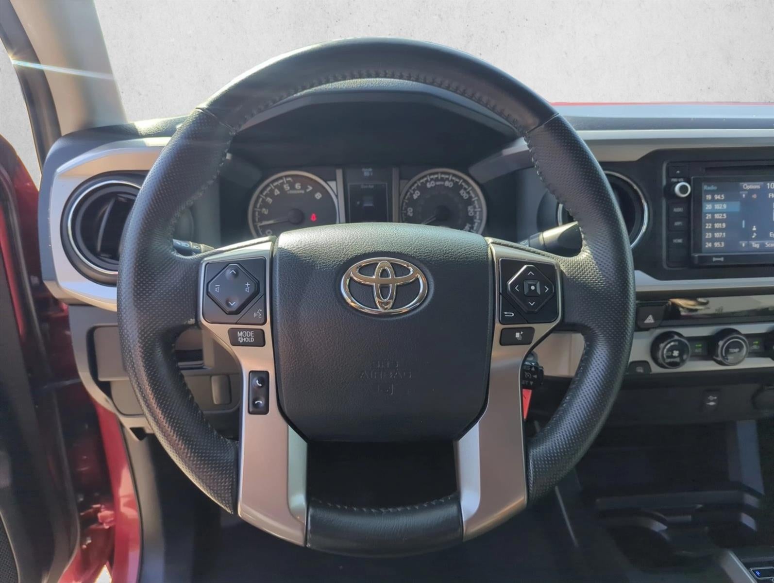 2017 Toyota Tacoma SR5 Access Cab 6' Bed I4 4x2 AT (Natl)