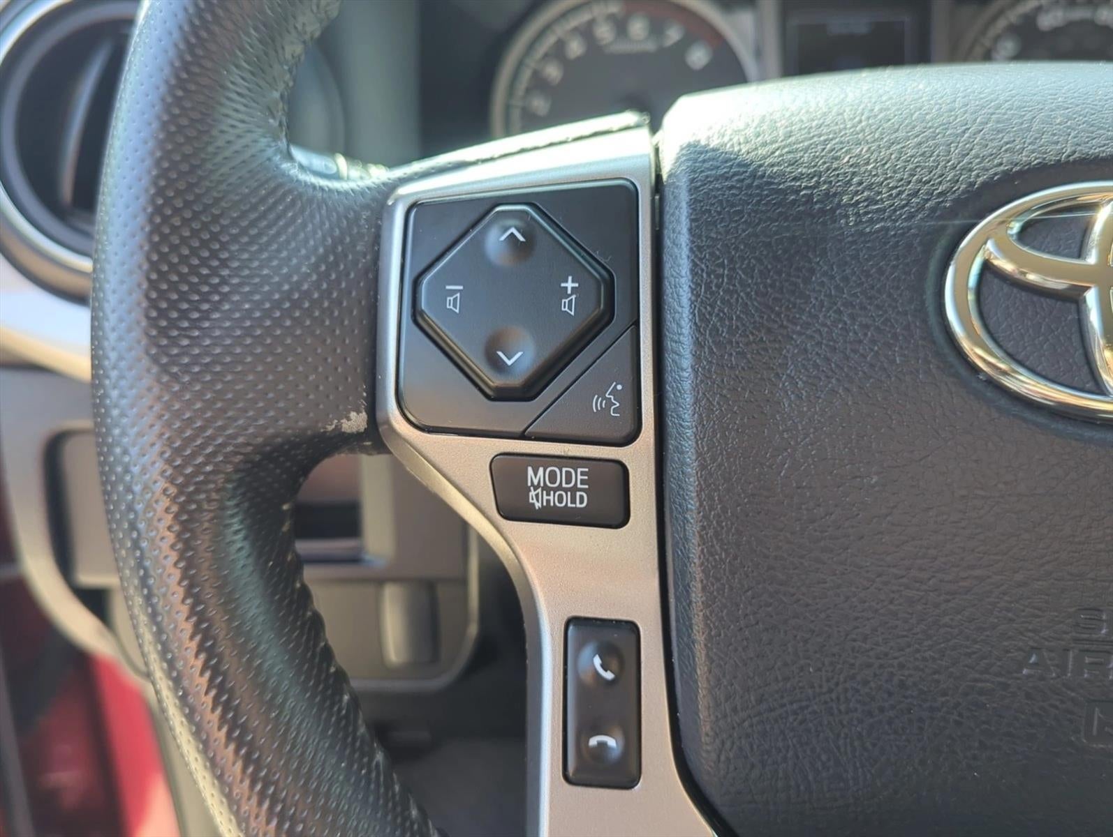 2017 Toyota Tacoma SR5 Access Cab 6' Bed I4 4x2 AT (Natl)