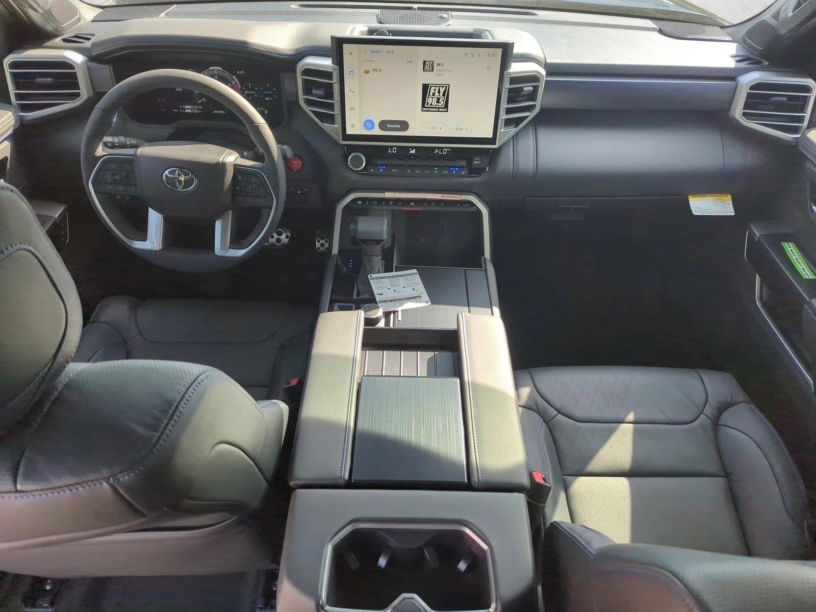 2025 Toyota Tundra 4WD 4WD Platinum Hybrid CrewMax 5.5' Bed (Natl)