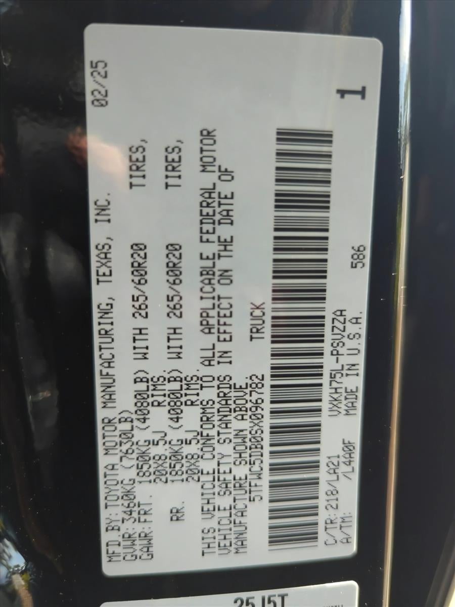 2025 Toyota Tundra 4WD 4WD Platinum Hybrid CrewMax 5.5' Bed (Natl)