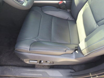 2025 Toyota Tundra 4WD 4WD Platinum Hybrid CrewMax 5.5' Bed (Natl)