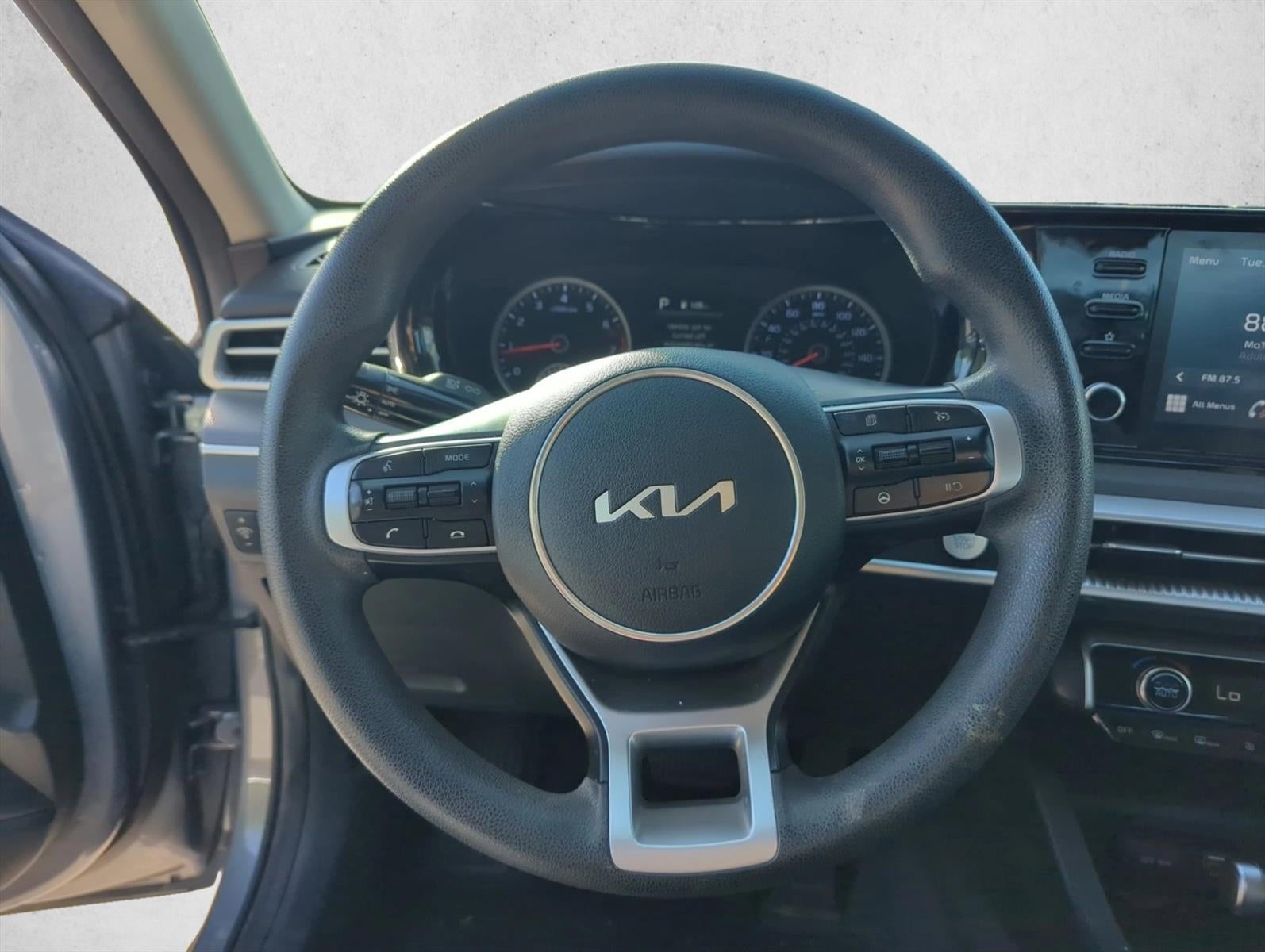 2022 Kia K5 LXS Auto FWD