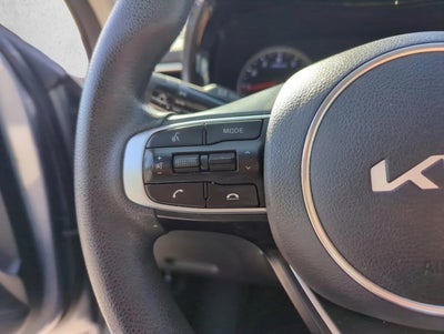 2022 Kia K5 LXS Auto FWD