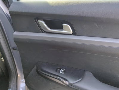 2022 Kia K5 LXS Auto FWD