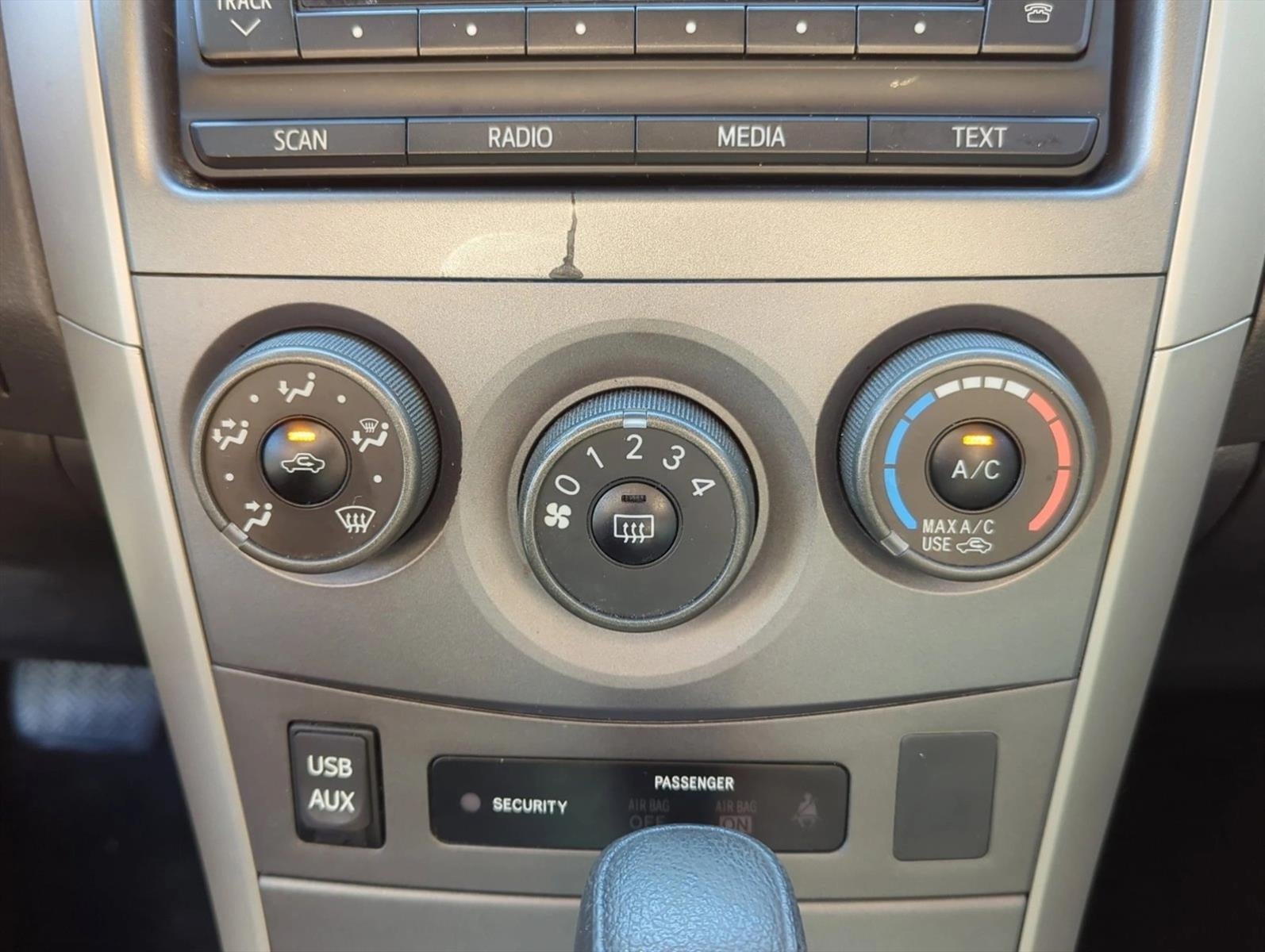 2012 Toyota Corolla 4dr Sdn Auto S (Natl)