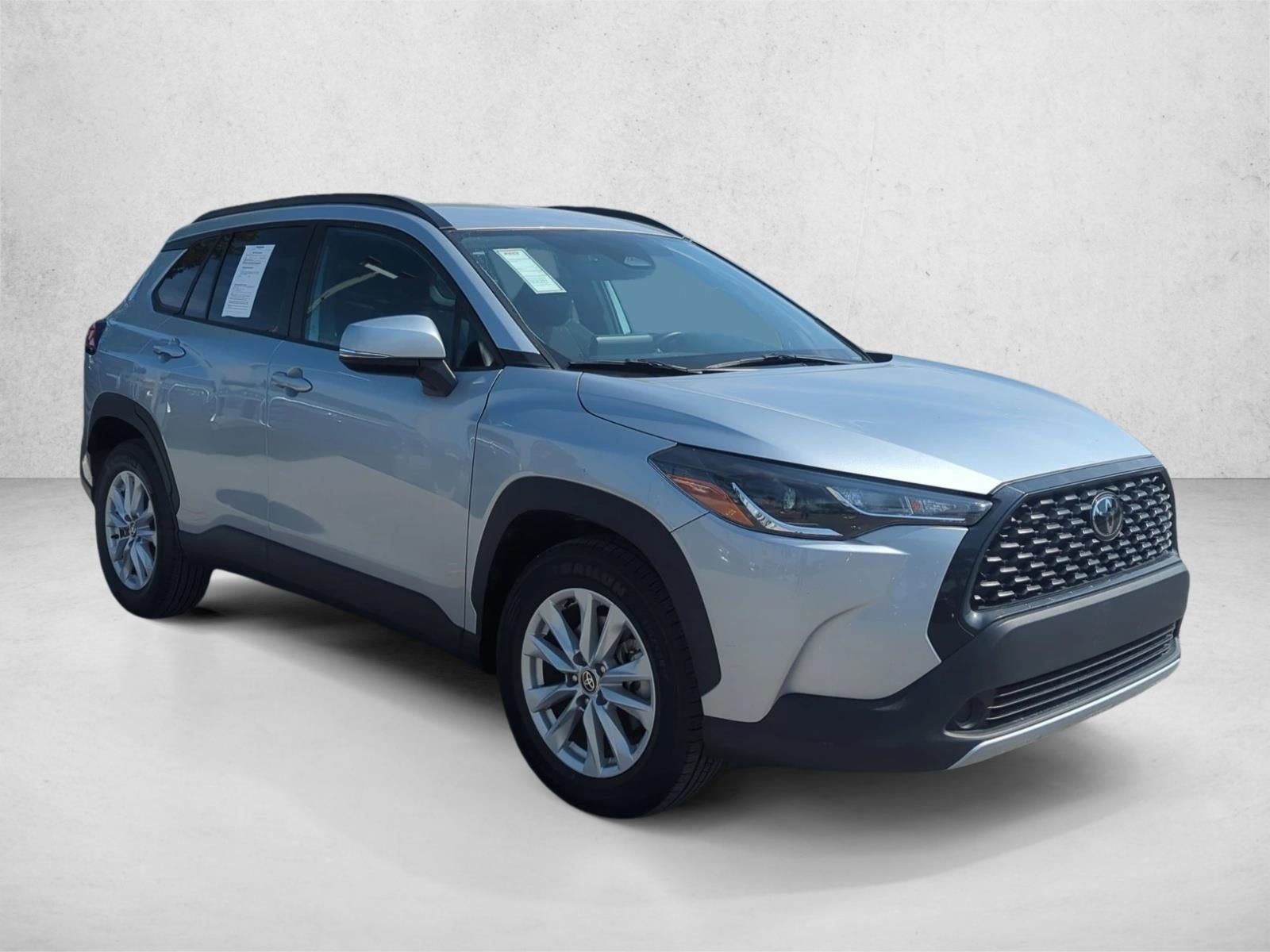 2024 Toyota Corolla Cross LE 2WD (Natl)