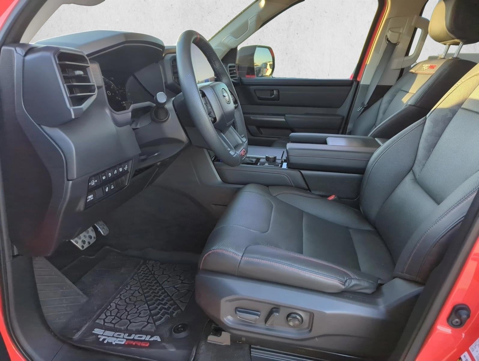 2023 Toyota Sequoia TRD Pro 4WD (Natl)