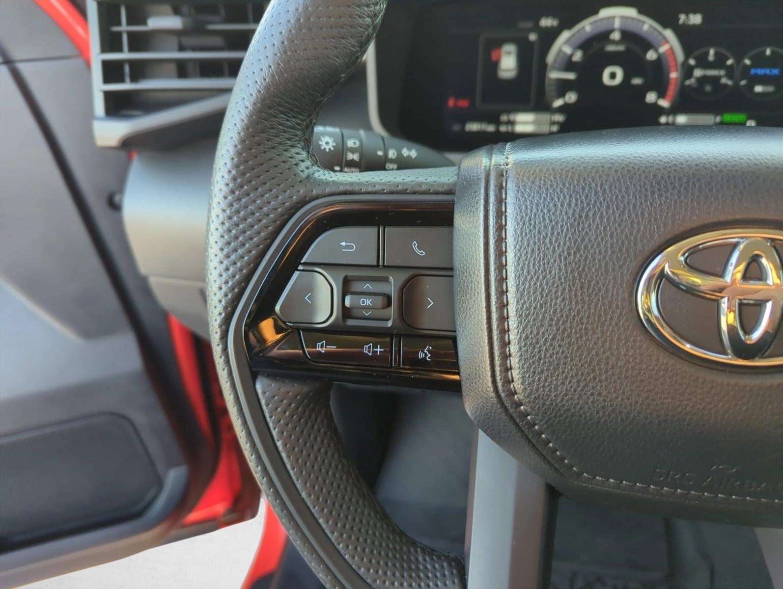 2023 Toyota Sequoia TRD Pro 4WD (Natl)