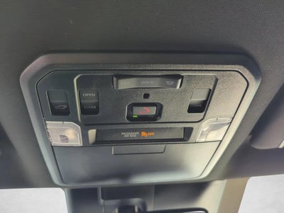 2025 Toyota Sequoia Limited 4WD (SE)