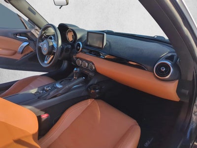 2017 FIAT 124 Spider Lusso Convertible