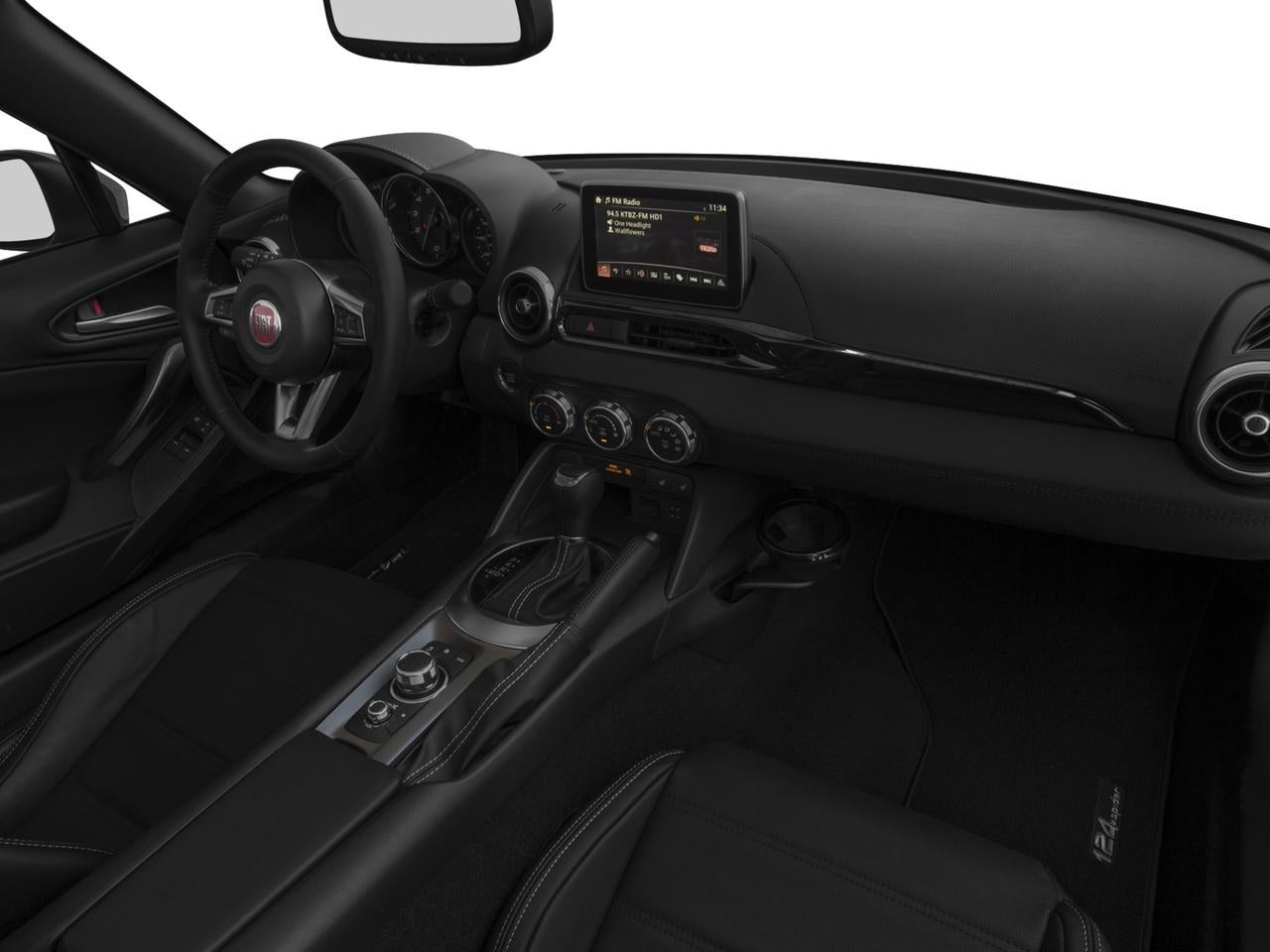 2017 FIAT 124 Spider Lusso Convertible