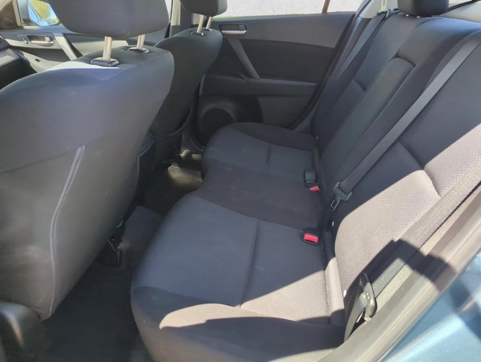 2011 Mazda Mazda3 4dr Sdn Auto i Touring