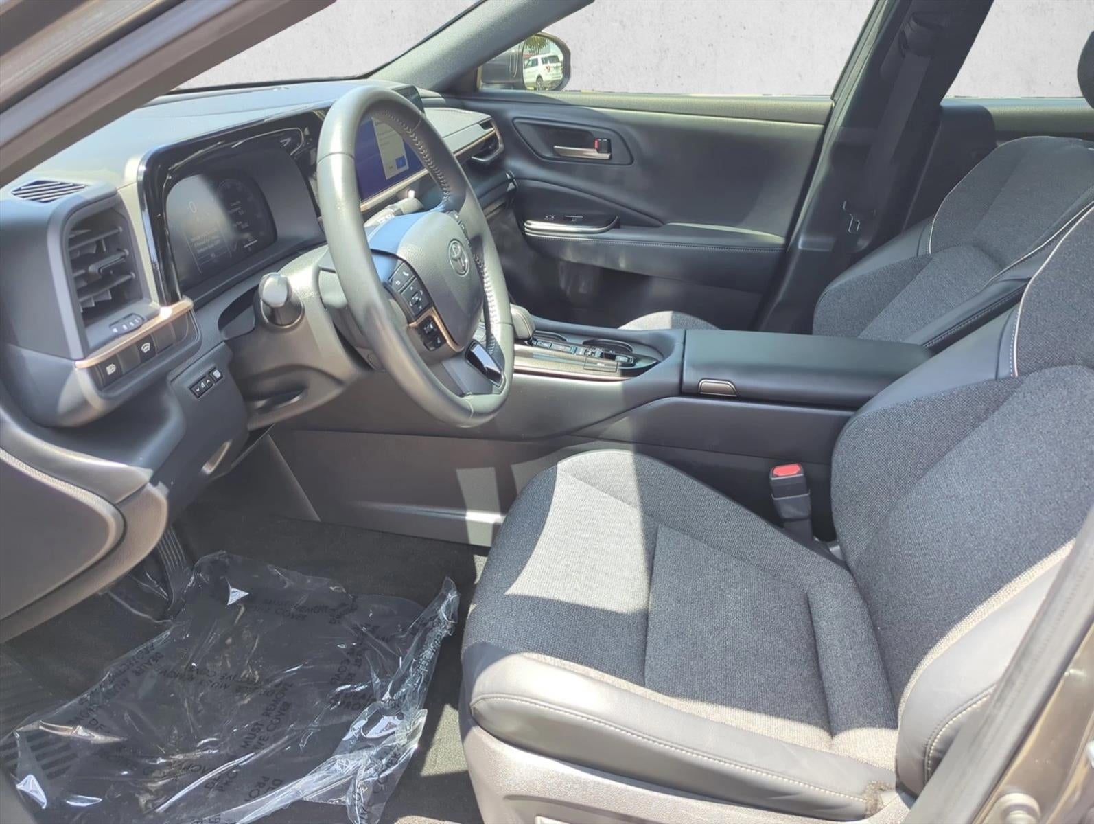 2024 Toyota Crown XLE AWD (Natl)