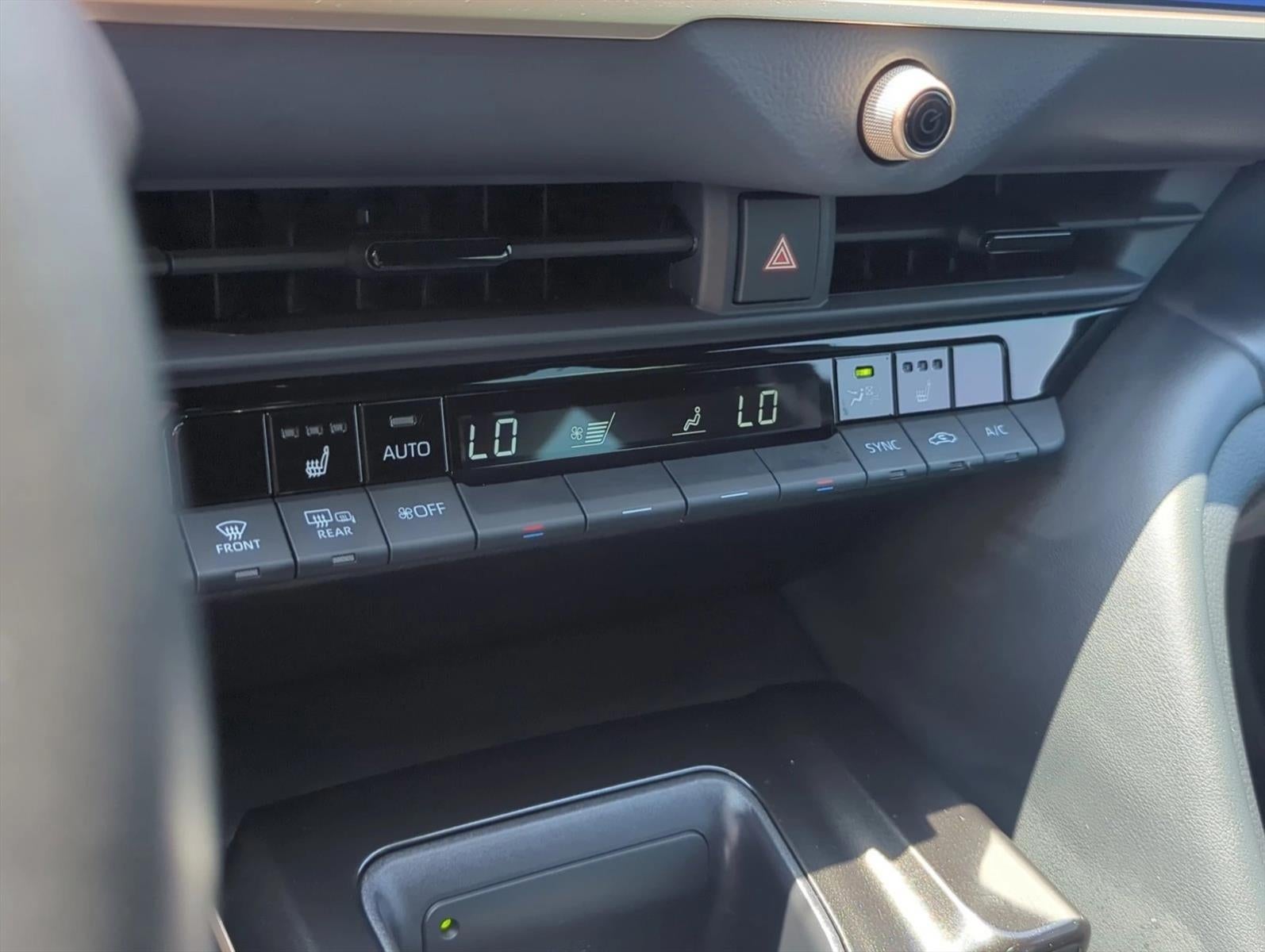 2024 Toyota Crown XLE AWD (Natl)