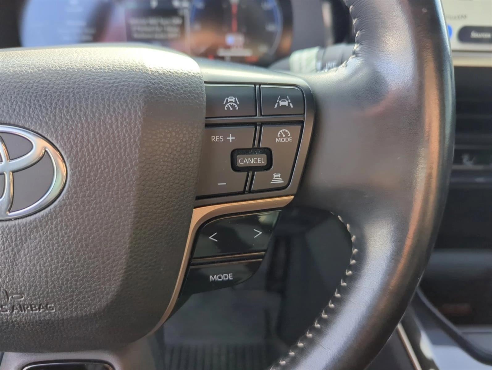 2024 Toyota Crown XLE AWD (Natl)