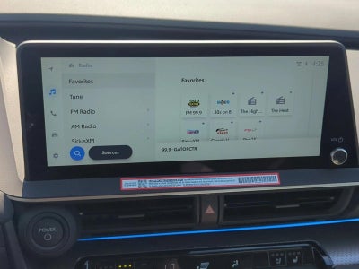 2025 Toyota Prius Limited (Natl)